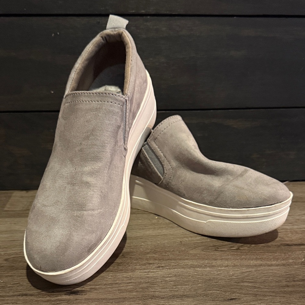 Seven Dials Gray Women's Slip-On Sneakers